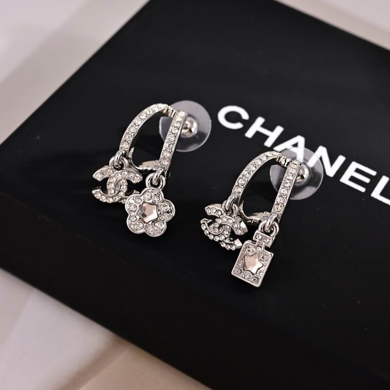 Chanel Earring 06yxs220
